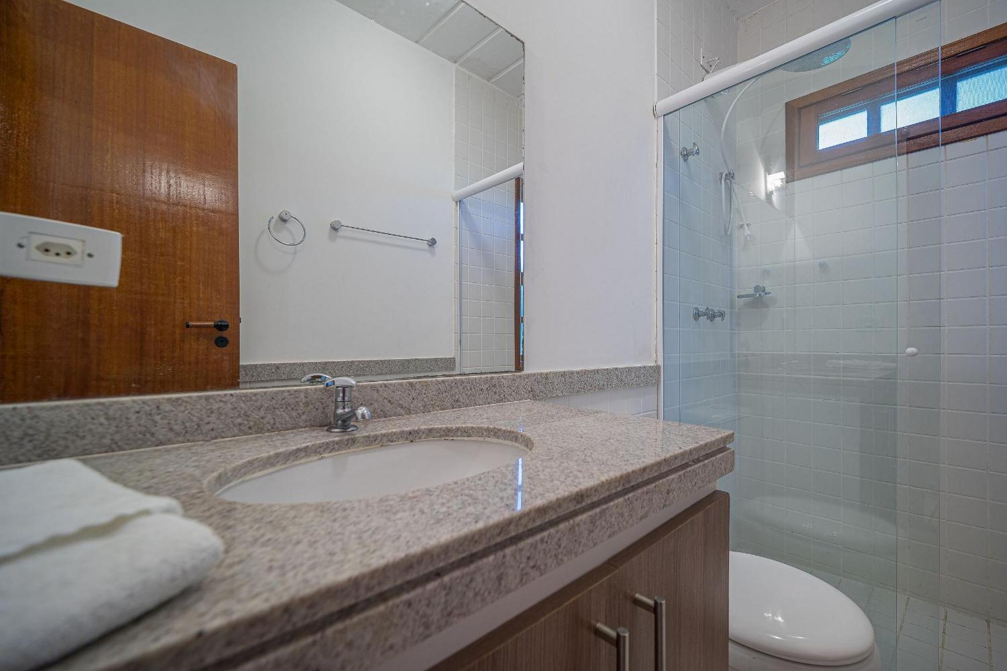 Bz17 Casa Ampla 4 Suites Em Condominio Alto Padrao Búzios Exteriör bild